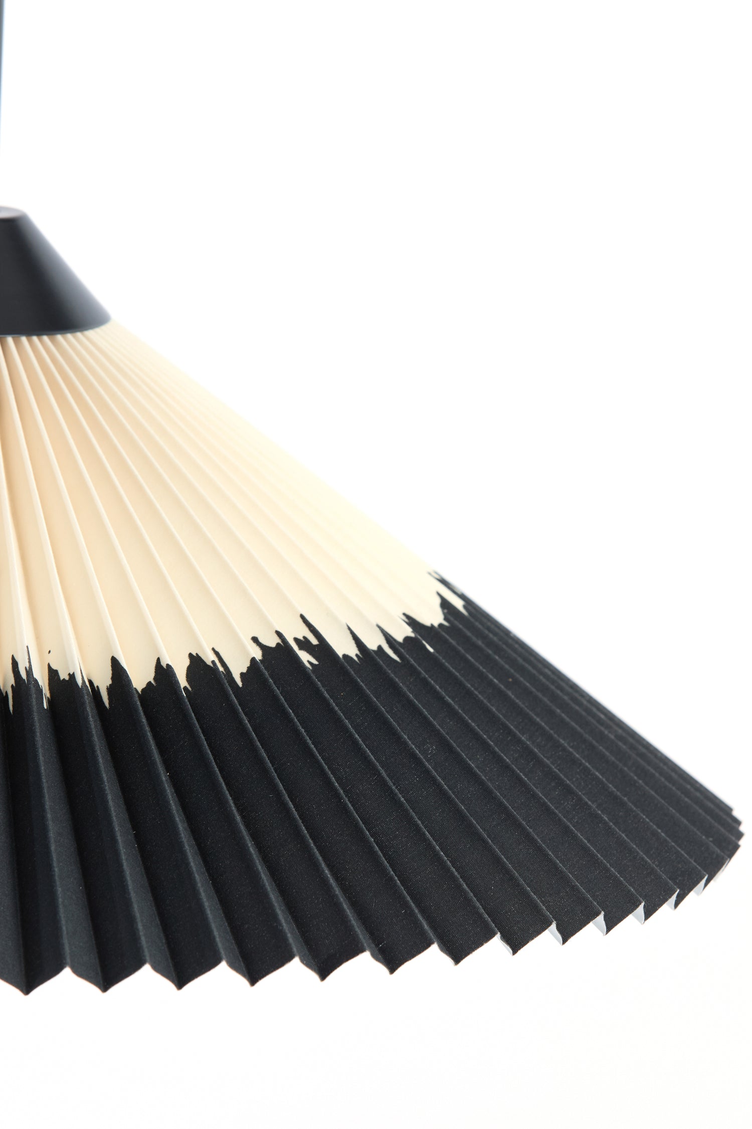 Hängeleuchte COLGATE schwarz pleated Ø45x17 cm