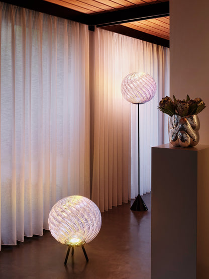 Wohnraum Leuchten von Tom Dixon - Whirl Large Portable – Design Akku-Leuchte in Silber