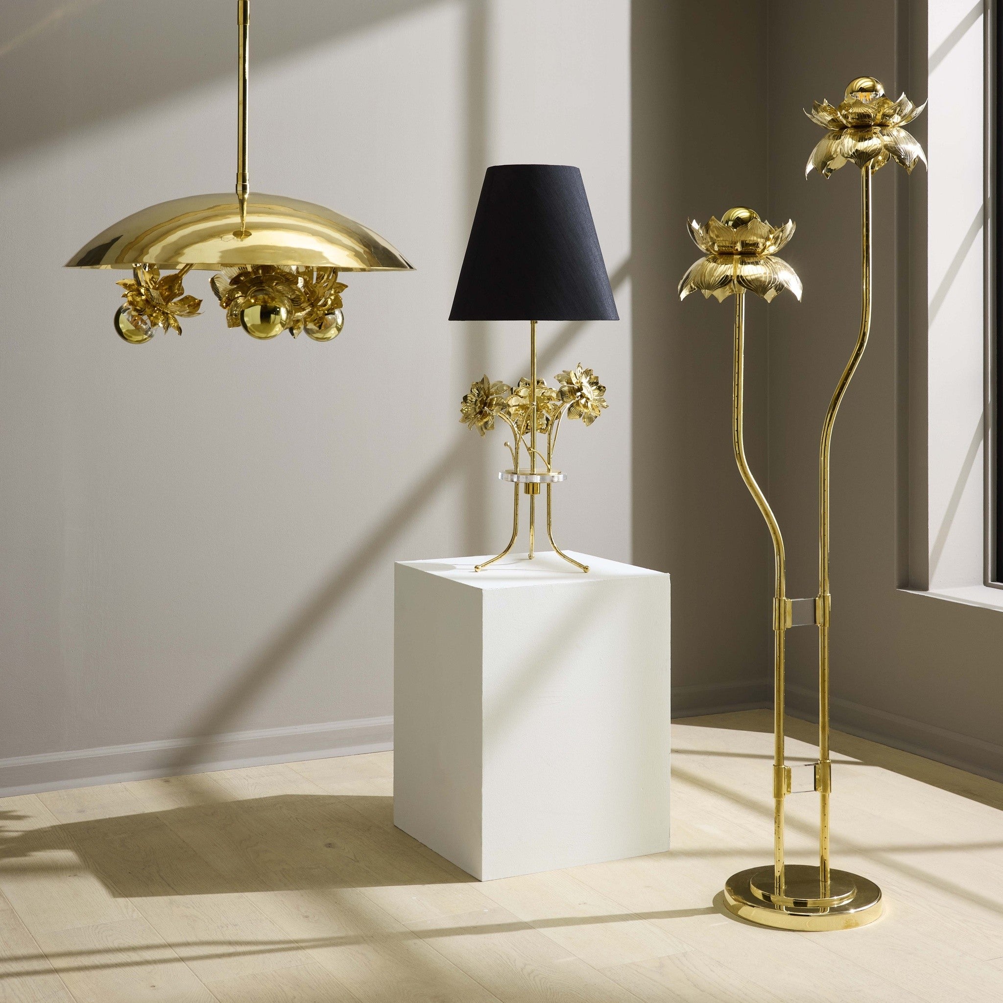 Brass Flower Deckenlampe von Jonathan Adler als Designstatement