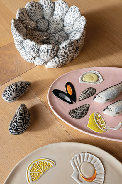 Servierteller DE LA MER OYSTER der Marke &amp;k Amsterdam