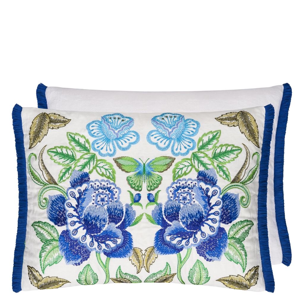 Kissen ISABELLA EMBROIDERED COBALT der Marke Designers Guild