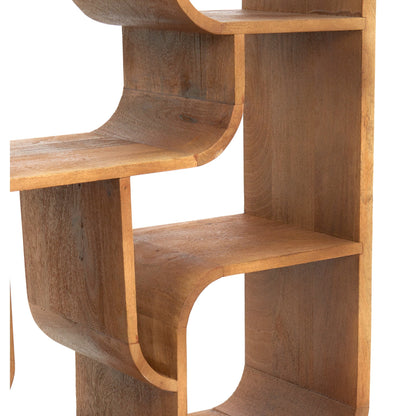Organisch geformtes Holzregal in hellbraunem Farbton