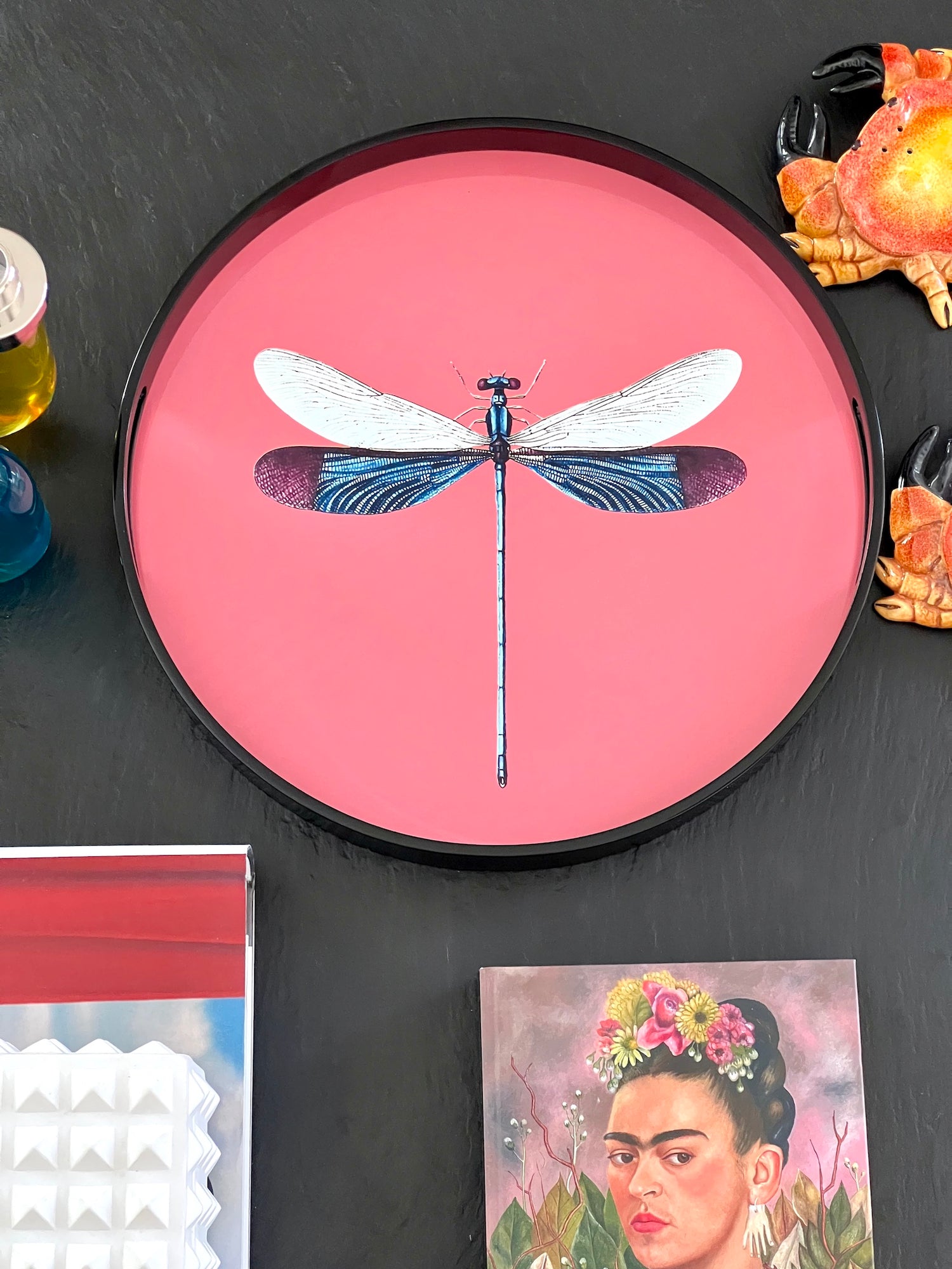 Rundes Lacktablett „Dragonfly“