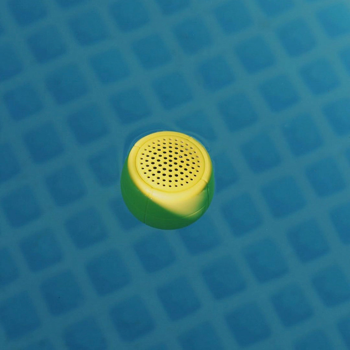Bluetooth Lautsprecher MINO X, verschiedene Farben der Marke Lexon