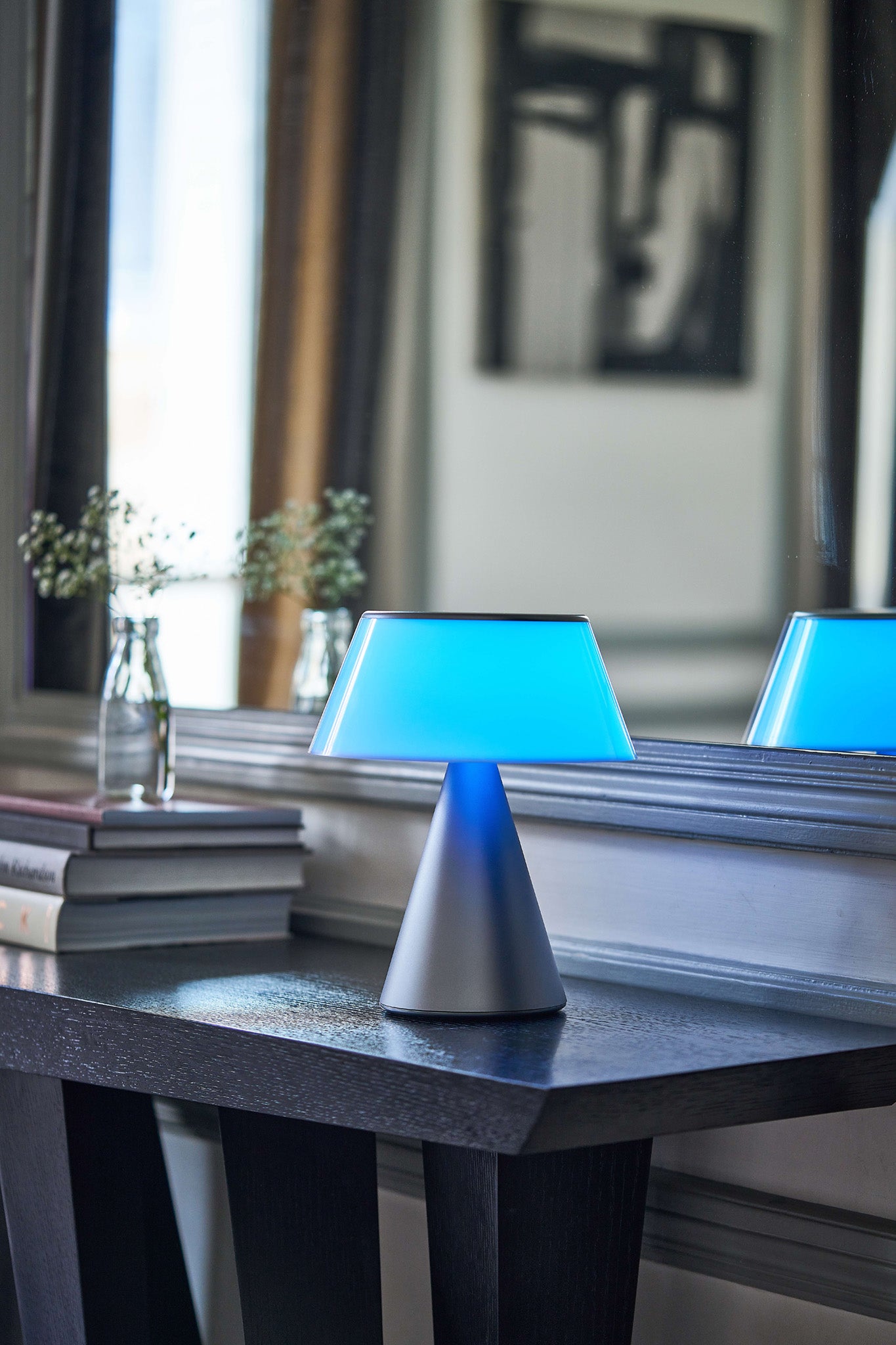 LED Tischleuchte LUMA XL der Marke Lexon