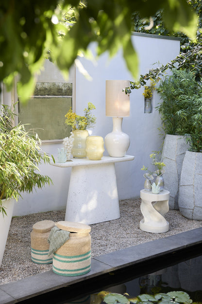 Flurtisch in Weiß mit konischer Basis von Light &amp; Living