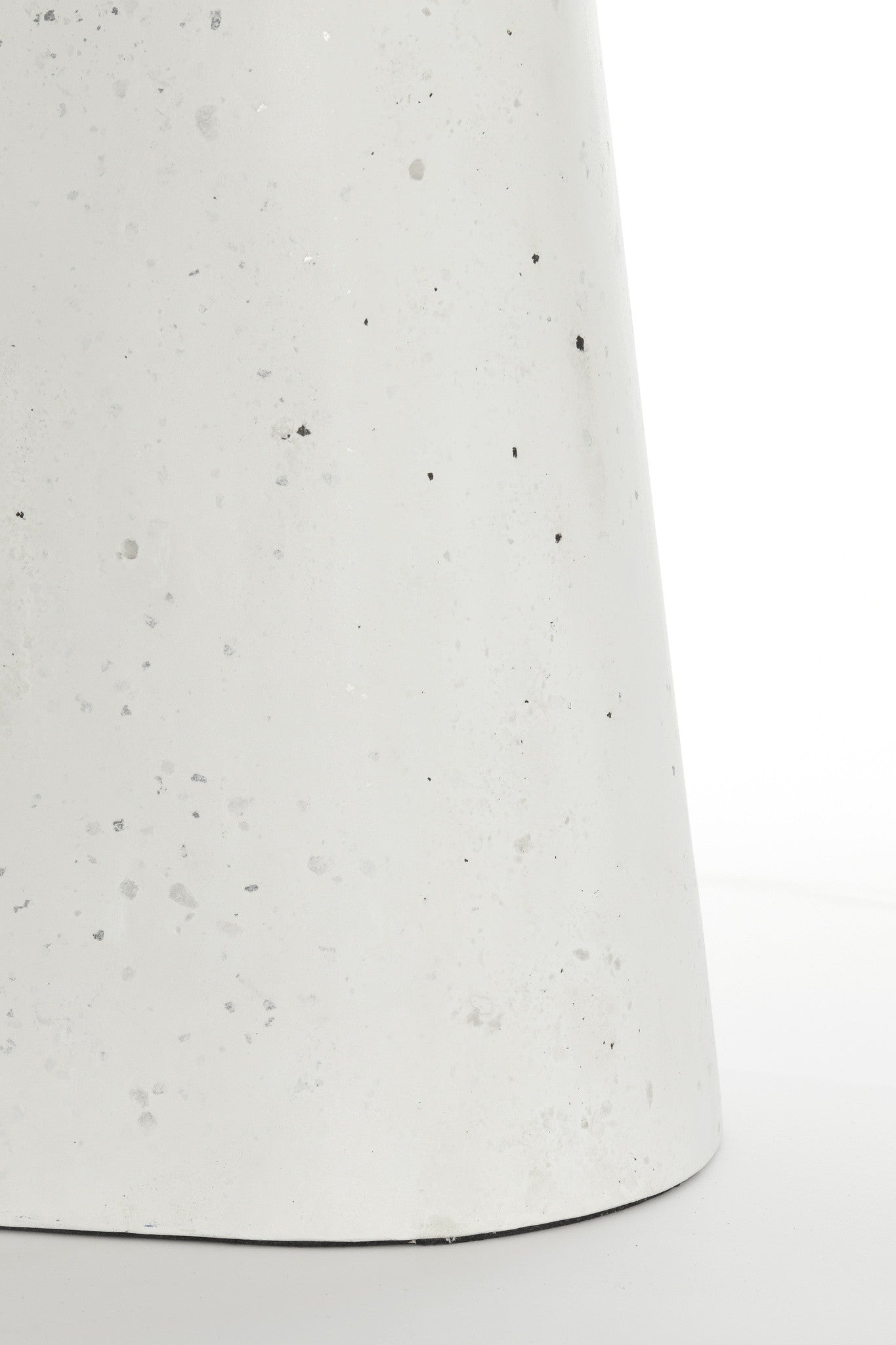 Stilvoller Konsolentisch in Weiß mit breiter Tischplatte