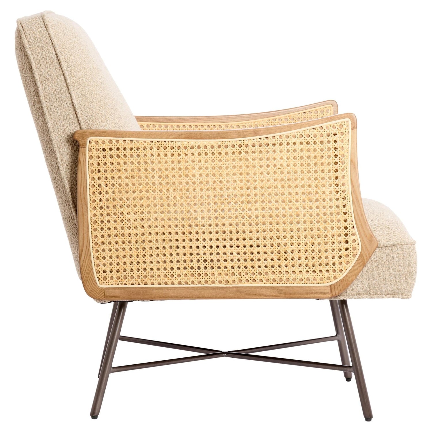 Loungesessel mit Rattangeflecht und beigem Bezug