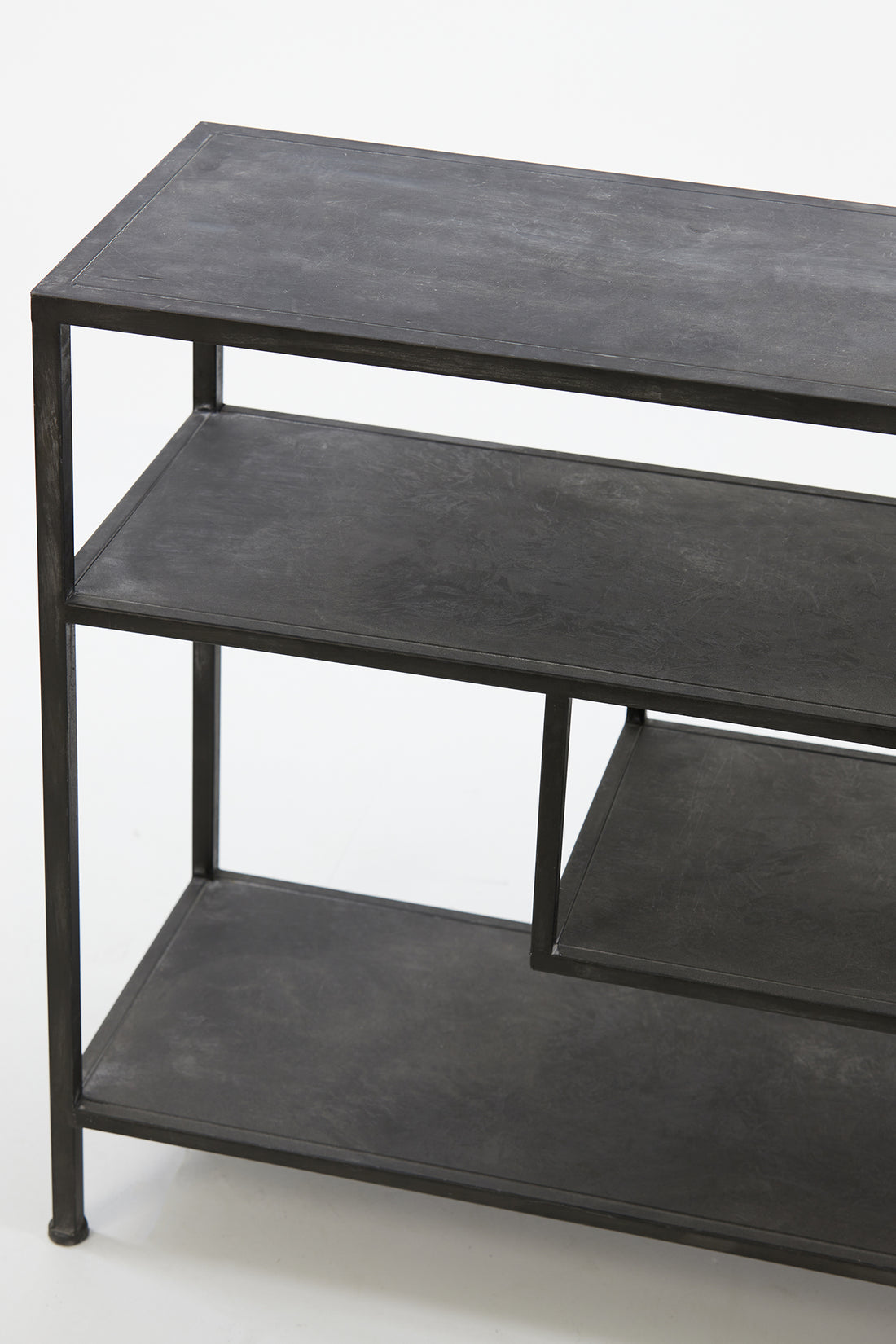 Sideboard YLAYA antik schwarz von Light &amp; Living