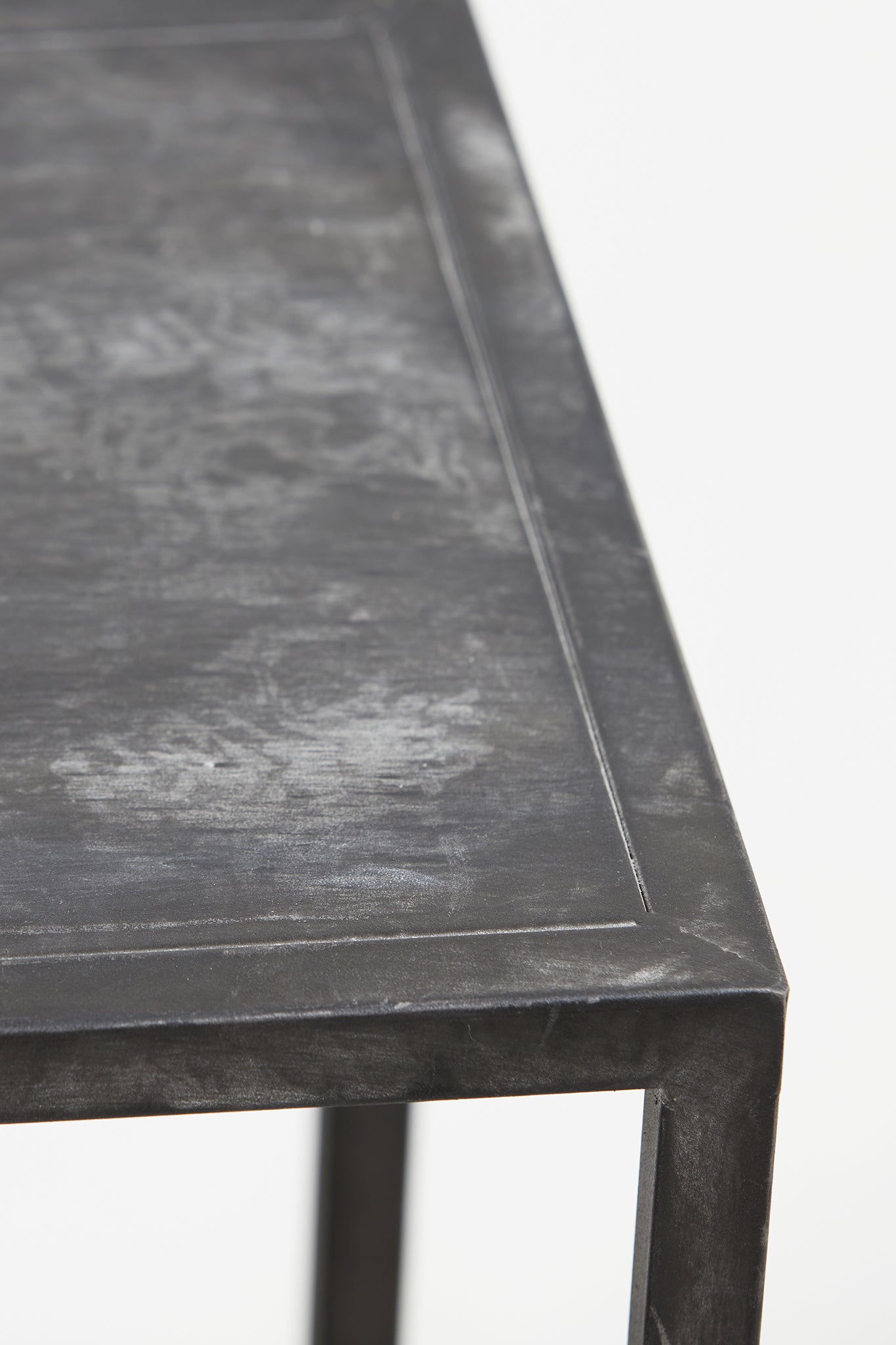 Sideboard YLAYA antik schwarz von Light &amp; Living