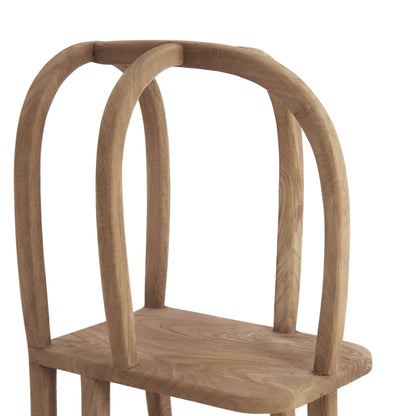 Offenes Holzregal für dekorative Wohnakzente