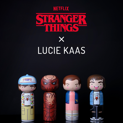 Eddie-Munson-Figur von Lucie Kaas aus Superba-Schima-Holz