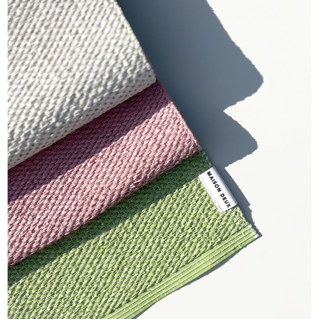 Moderner Design-Teppich für Innen und Außen von Maison Deux