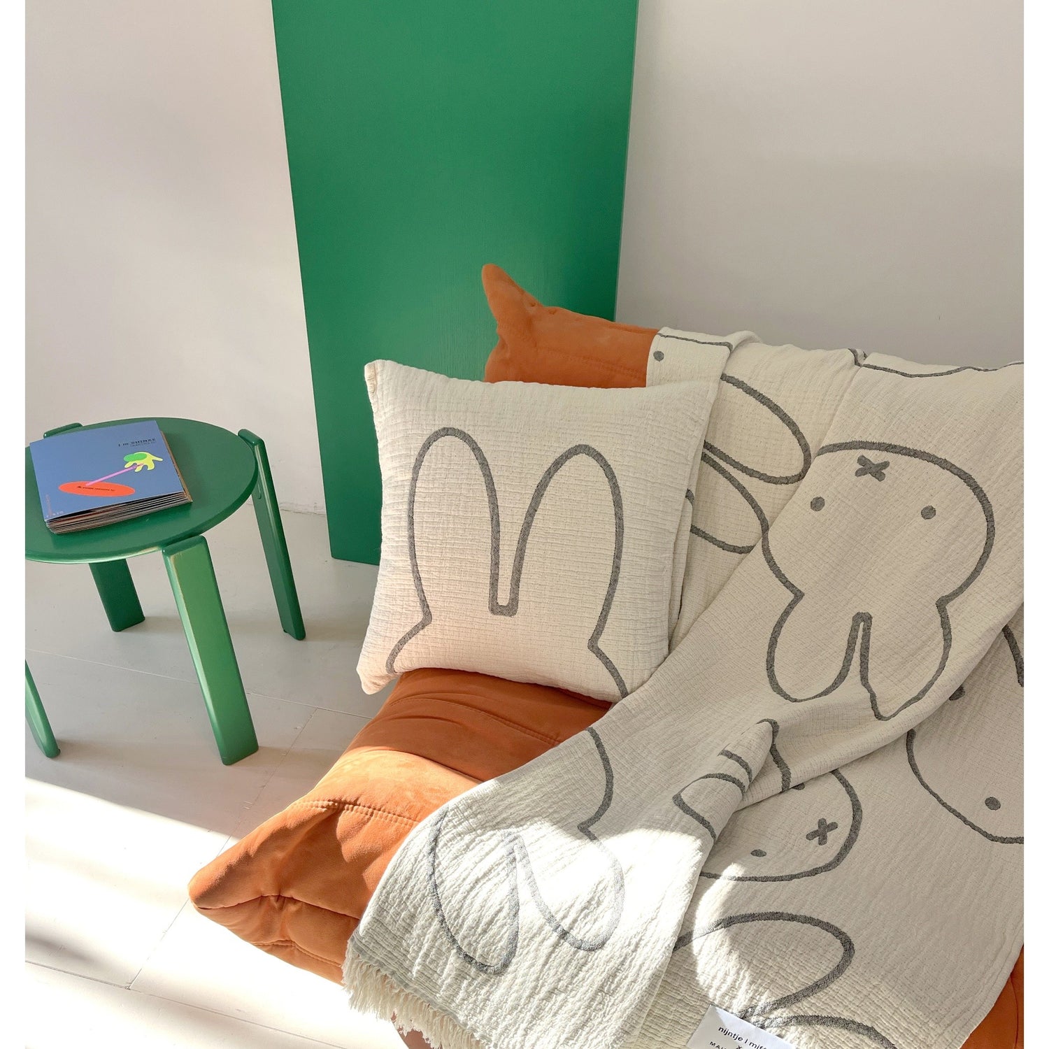 Leichte Wohndecke aus 100 % Baumwolle mit Miffy-Motiv