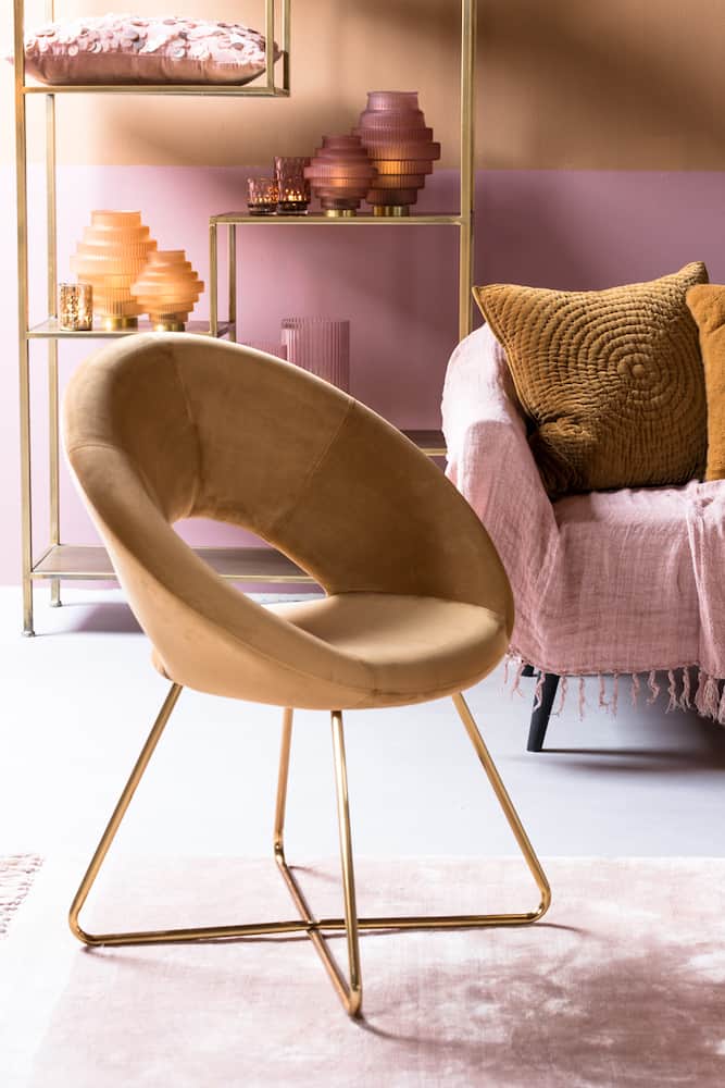 Möbel und Dekoration