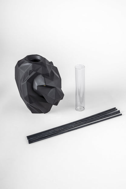 Skulpturaler Duftdiffusor von Lladró als Symbol für Stärke und Eleganz