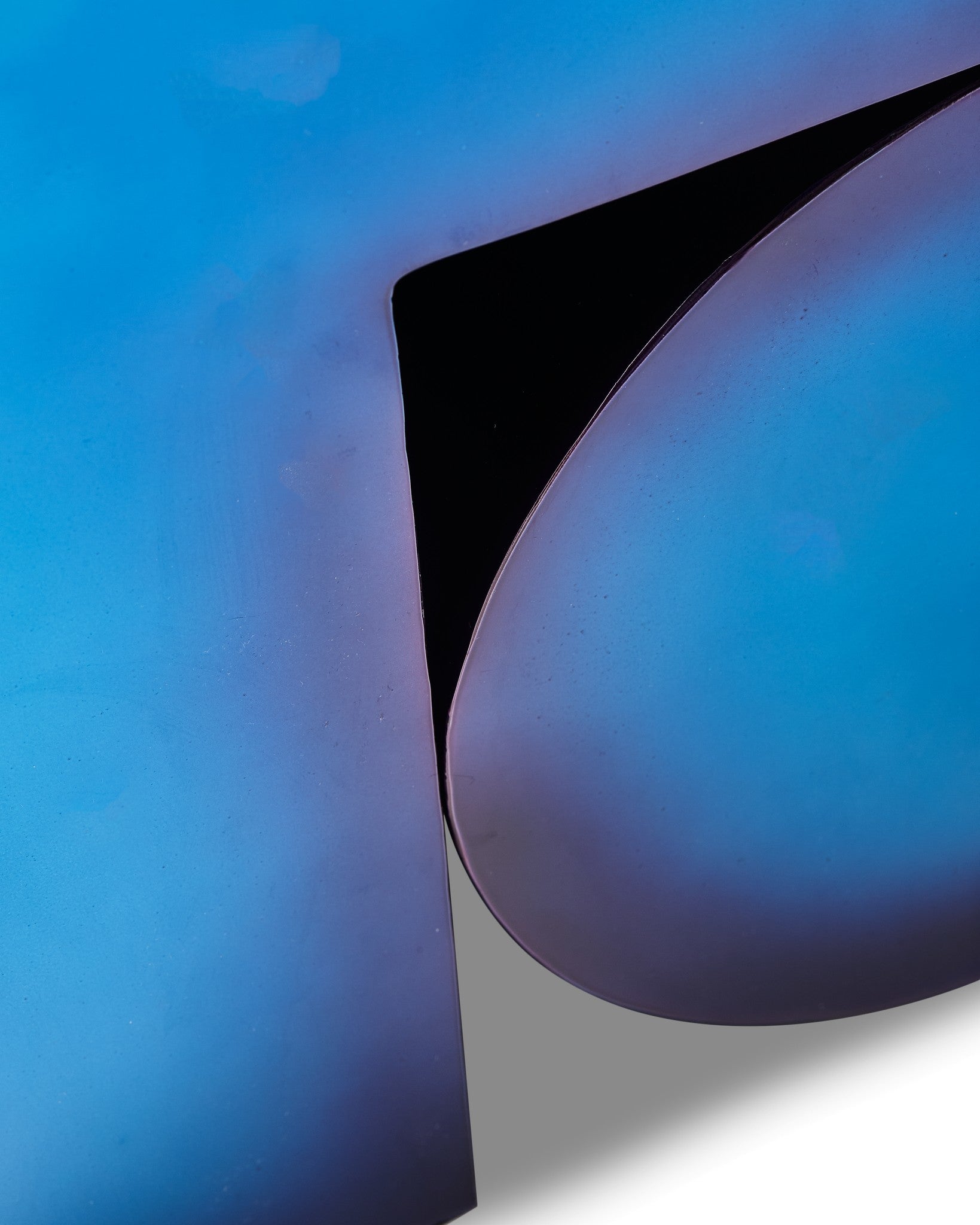 Designobjekt Beistelltisch in Blau für moderne Wohnräume