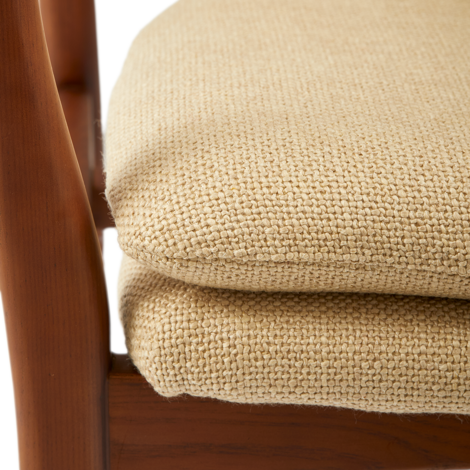 Peggy Chair Smooth Fabric von Polspotten in Beige