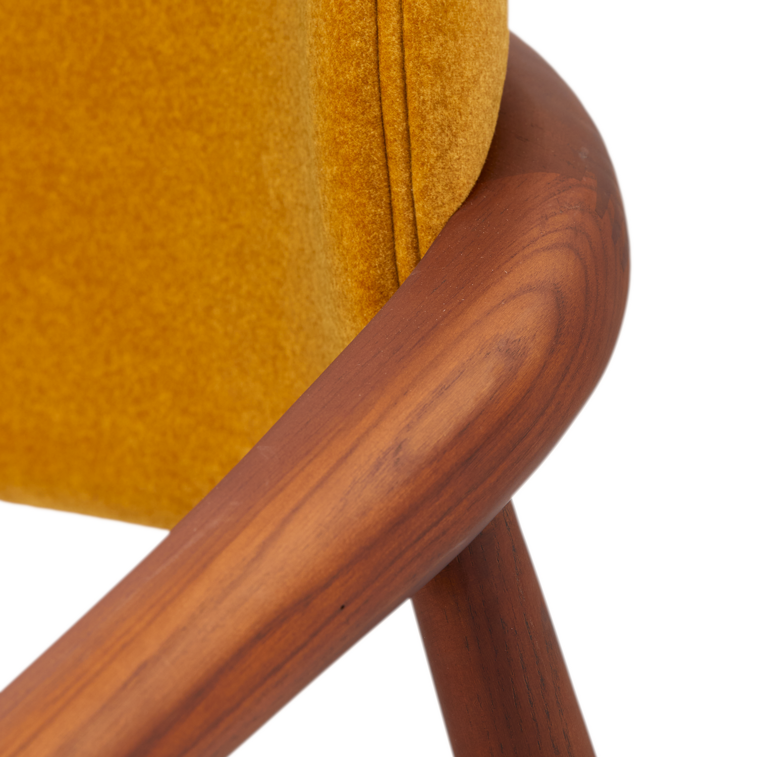 Gelber Polsterstuhl mit geschwungenem Eschenholzrahmen