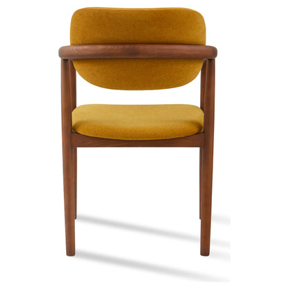 Komfortabler Dining Chair mit gelber Sitzfläche