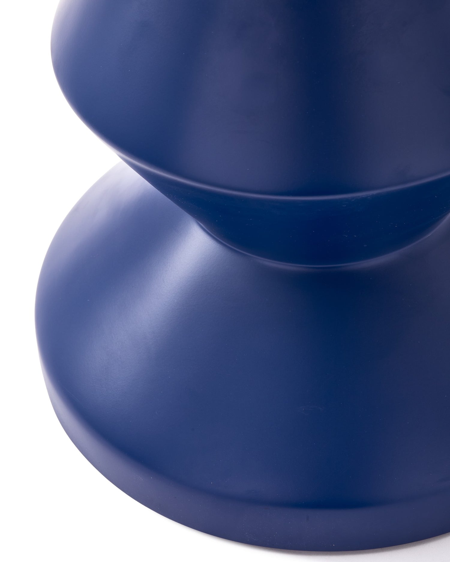 Moderner Designhocker für den Außenbereich von Polspotten