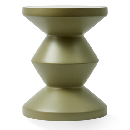 Skulpturaler Outdoor Hocker aus synthetischem Material in Olivgrün