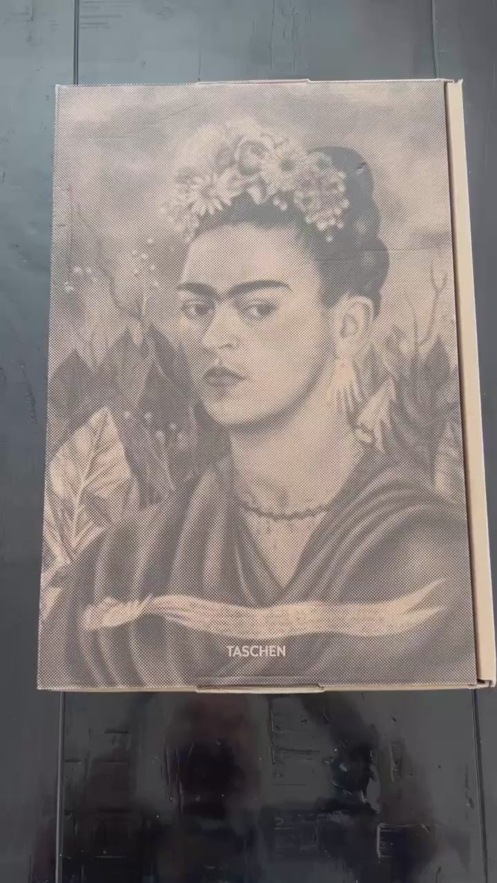 Frida Kahlo. The Complete Paintings XXL