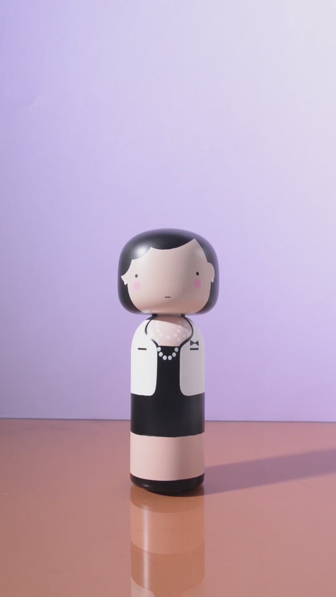 Kokeshi-Puppe COCO von Lucie Kaas mit Perlen