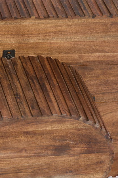 Stilvoller Wohnzimmertisch aus Akazienholz