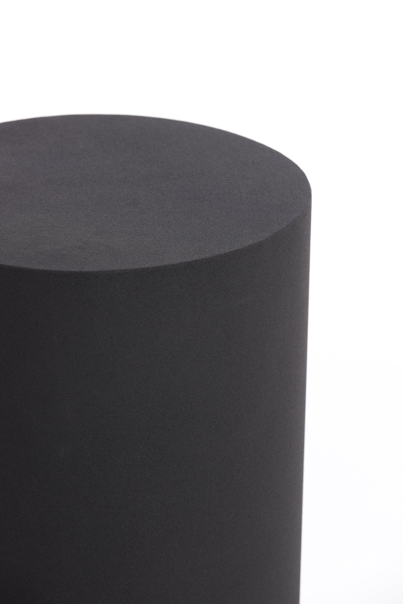 Column ALARIOS matt black Ø35x100cm