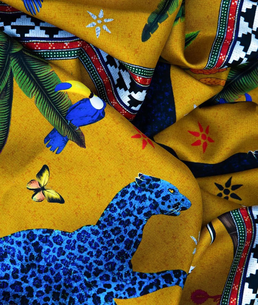 Seidenschal, ocker-gelb, mit Dschungel-Motiv, Detail