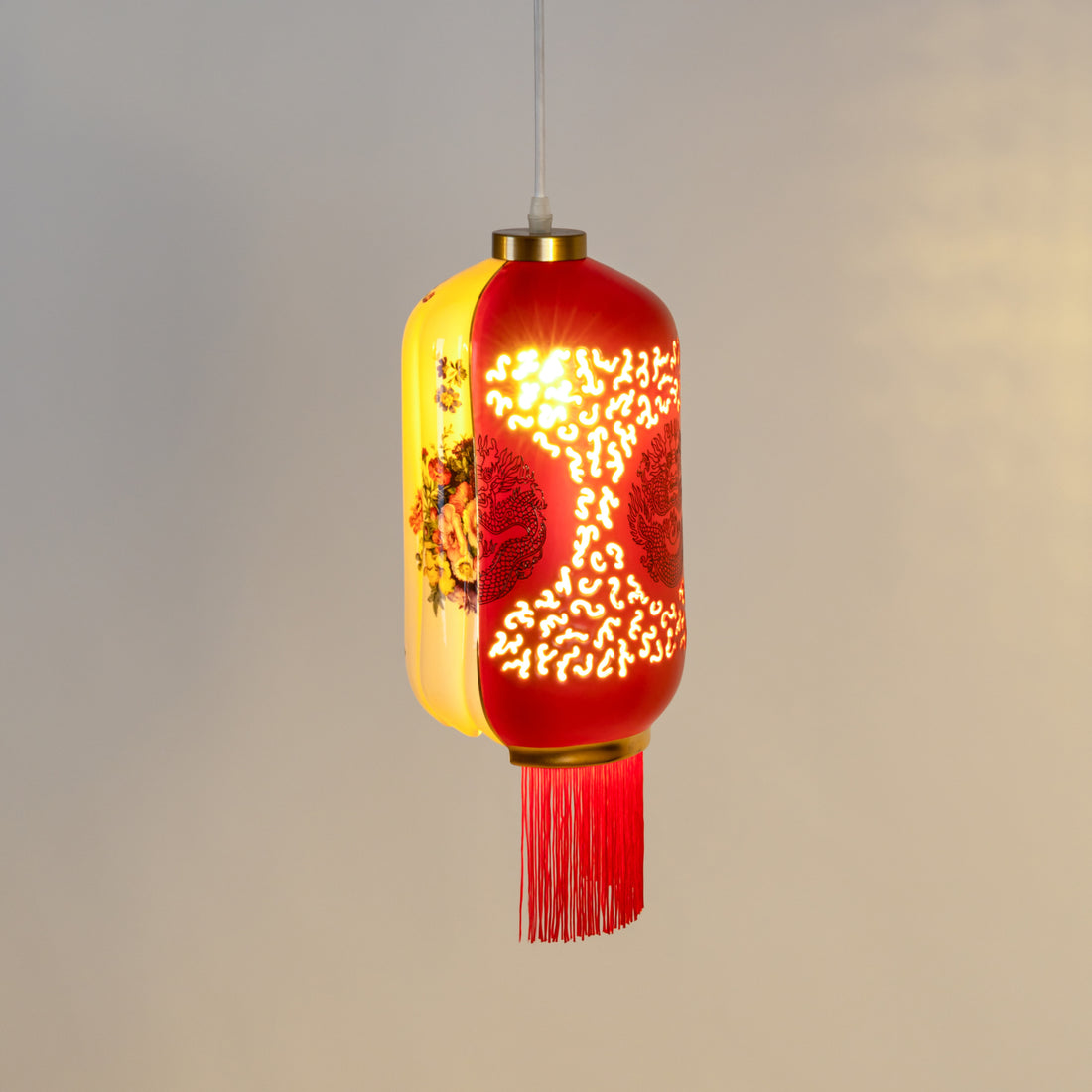 Designerlampe HYBRID INALDA mit floralen Mustern und Drachenmotiv