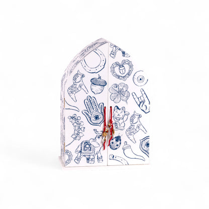 Seletti LUCKY TEMPLE mit goldblauen Innenflächen und kleinen Skulpturen