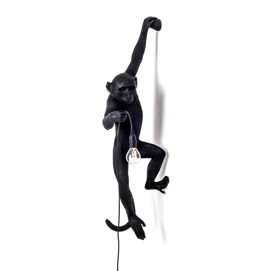 Seletti Monkey Lamp Black Hanging Version Left – schwarze Hängelampe in Affenform