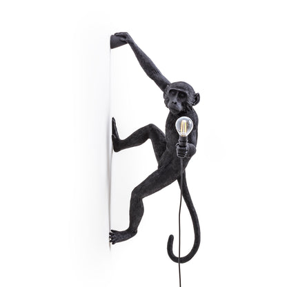 Seletti Monkey Lamp Hanging Version Right 02 – schwarze Hängelampe in Affenform