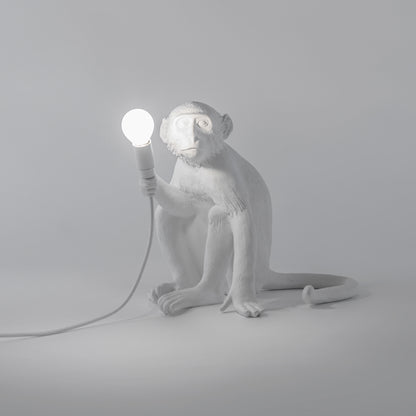 Seletti Affenlampe sitzend – Design von Marcantonio