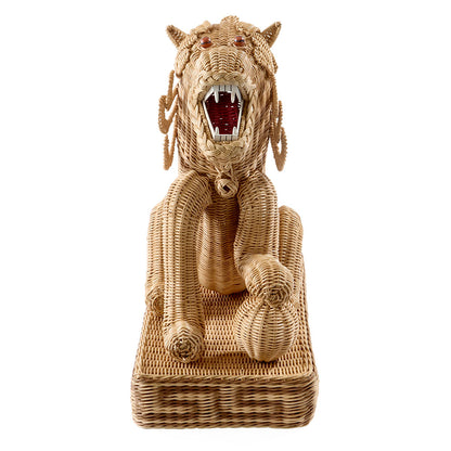 Skulptur WICKER FOO DOG natur Rattan von Jonathan Adler