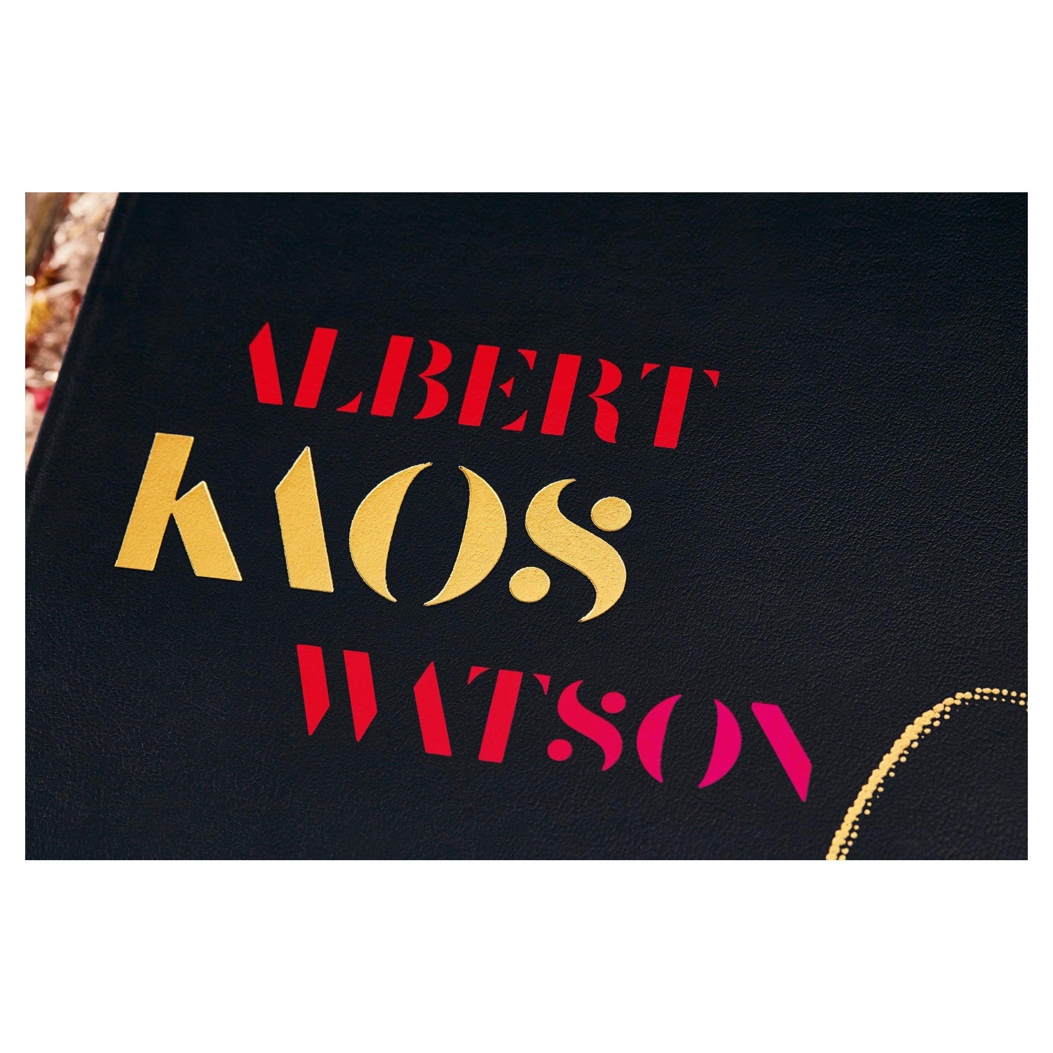 Schwarze Fellstruktur des Schubers im detaillierten Makro.