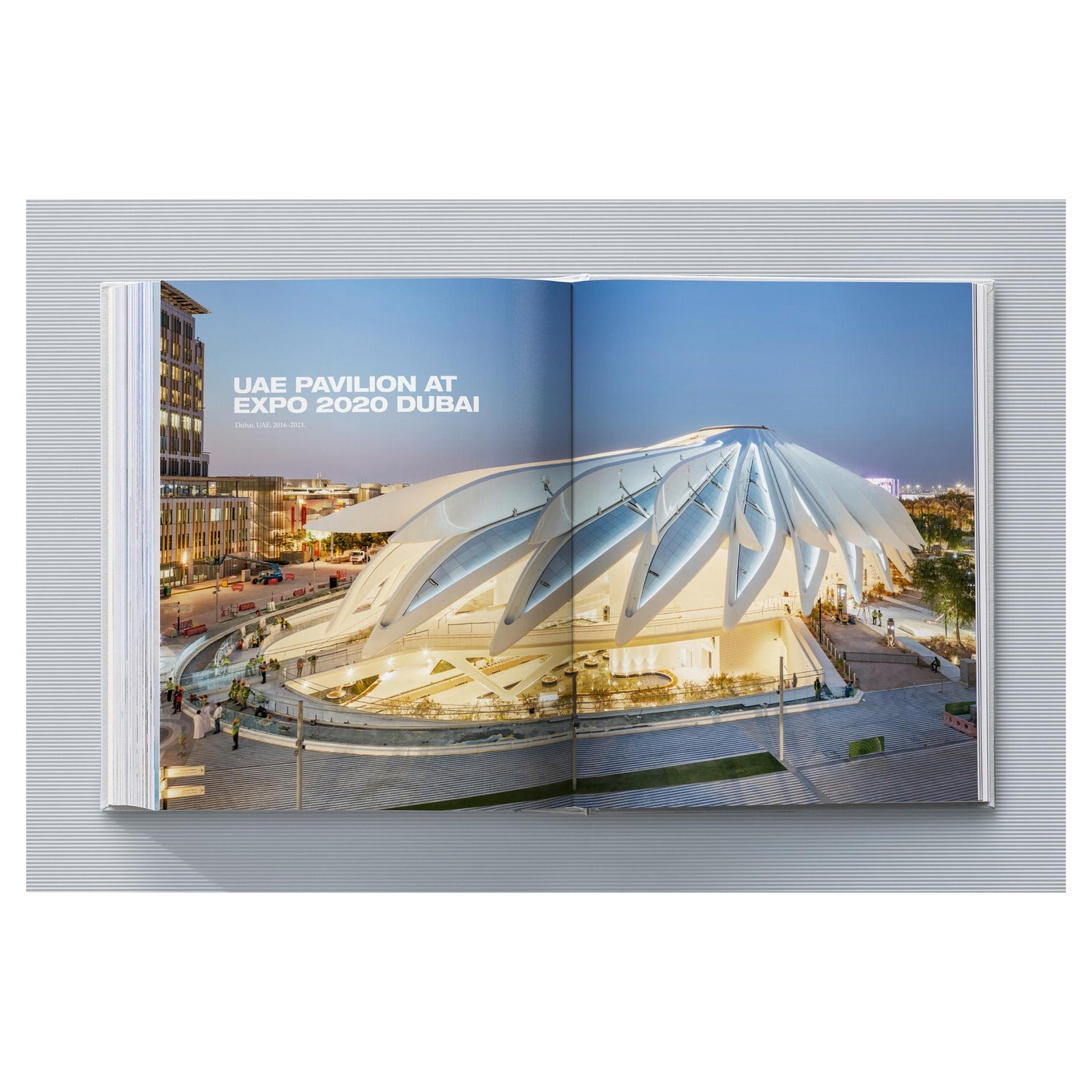 TASCHEN Calatrava Architektur Edition geöffnet