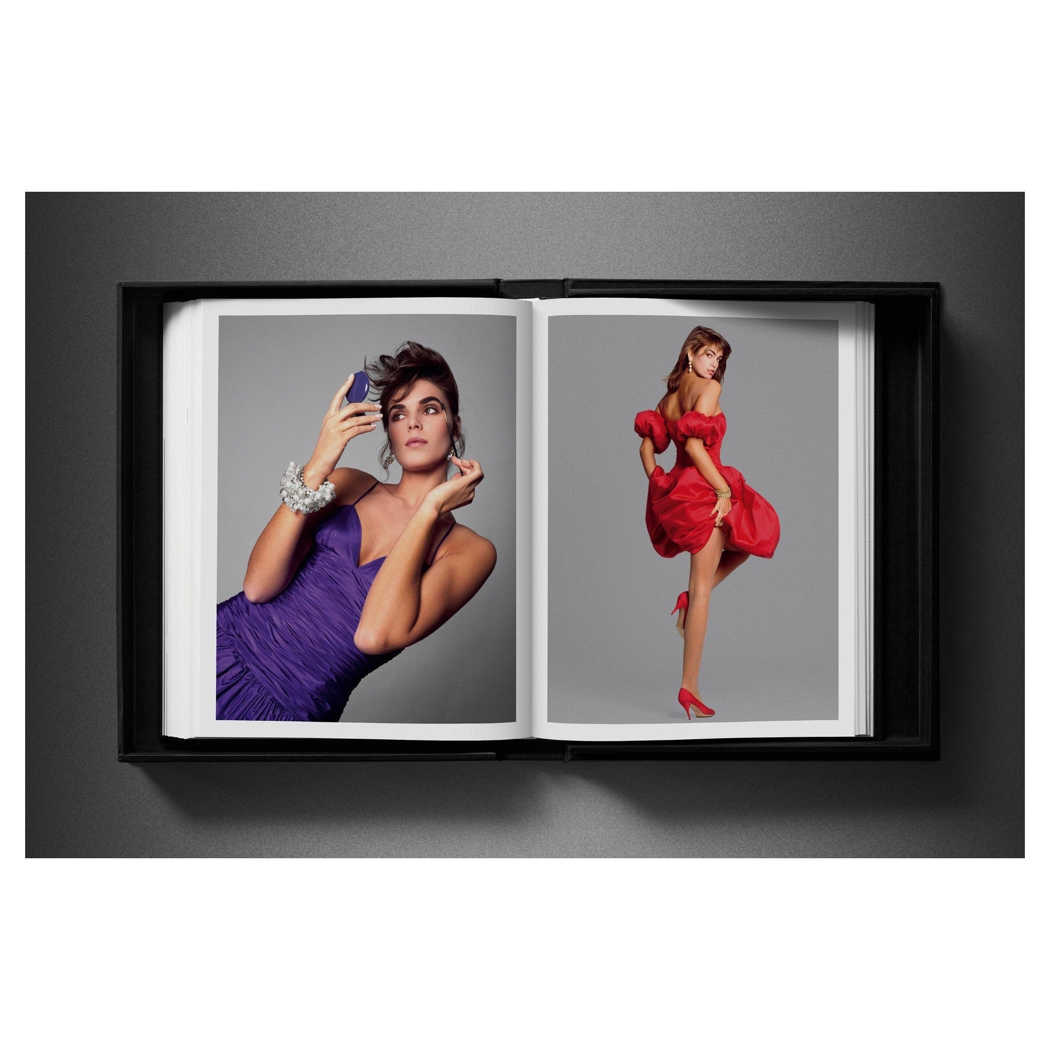 Porträt Yves Saint Laurent von David Bailey als Fine-Art-Print