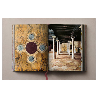 Edler TASCHEN-Bildband mit historischen Palastmotiven aus Italien, fotografiert von Massimo Listri.