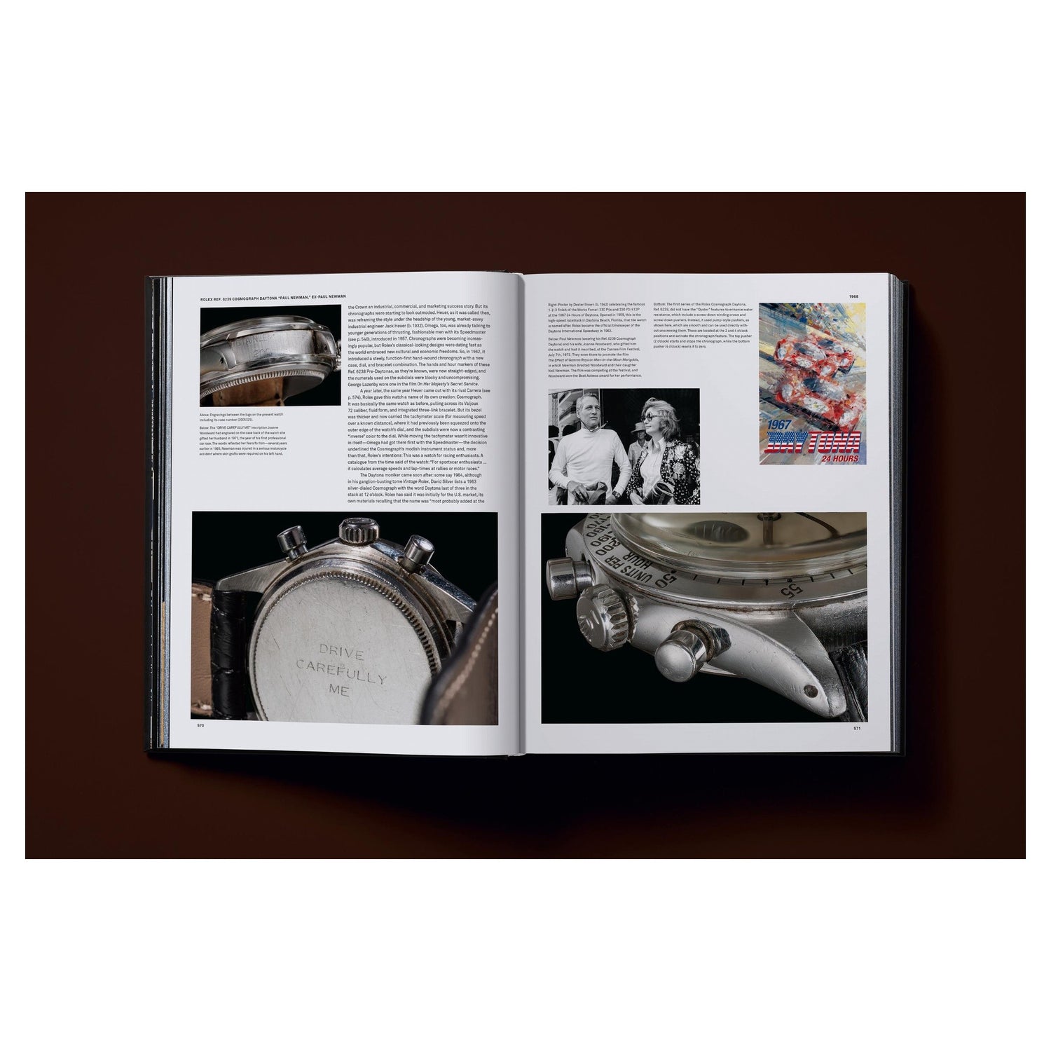 Premiumbuch mit reflektierendem Schutzumschlag elegant präsentiert