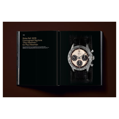 Großformatige Uhrendarstellung auf schwarzem Hintergrund