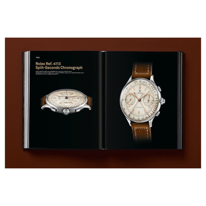 Doppelband im Schuber mit fein geprägter Uhrengrafik und goldfarbenen Details.