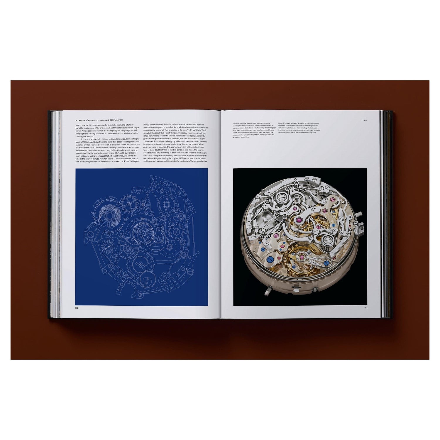 Ultimate Collector Watches Buch mit fein gedrucktem Chronographen-Motiv auf dem Einband.