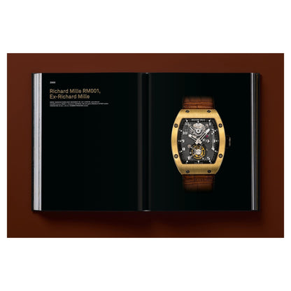 Mechanische Luxusuhr mit offenem Zifferblatt und Sicht auf das Werk