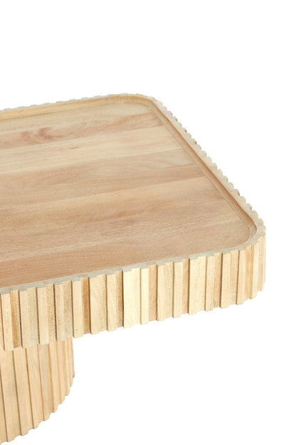 Moderner Couchtisch mit geriffeltem Sockel aus Holz